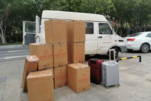 凤凰行李托运公司